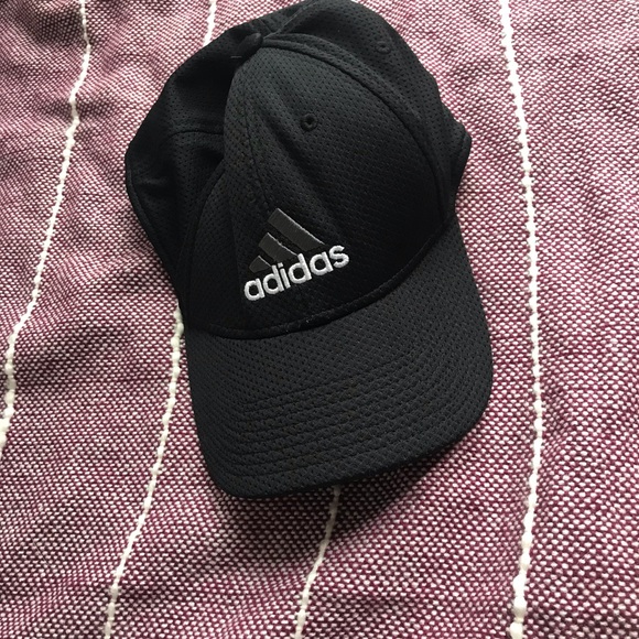 adidas Accessories - Adidas Hat 💋3 for $8